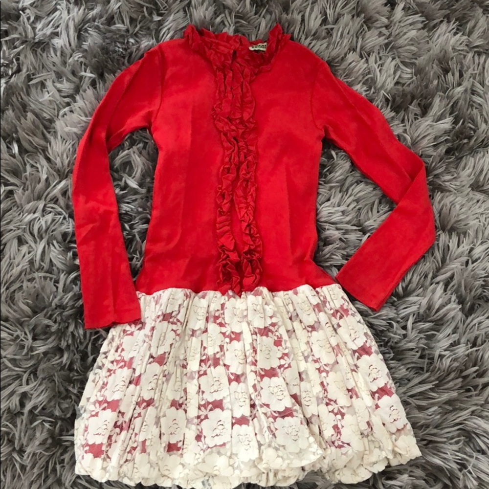 Beautiful long sleeve dress for girls